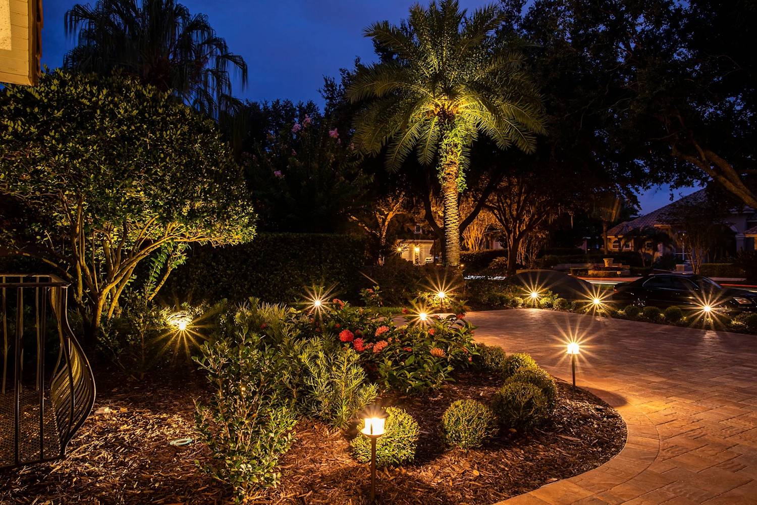 Landscape Lighting - CASCADE LANDSCAPES