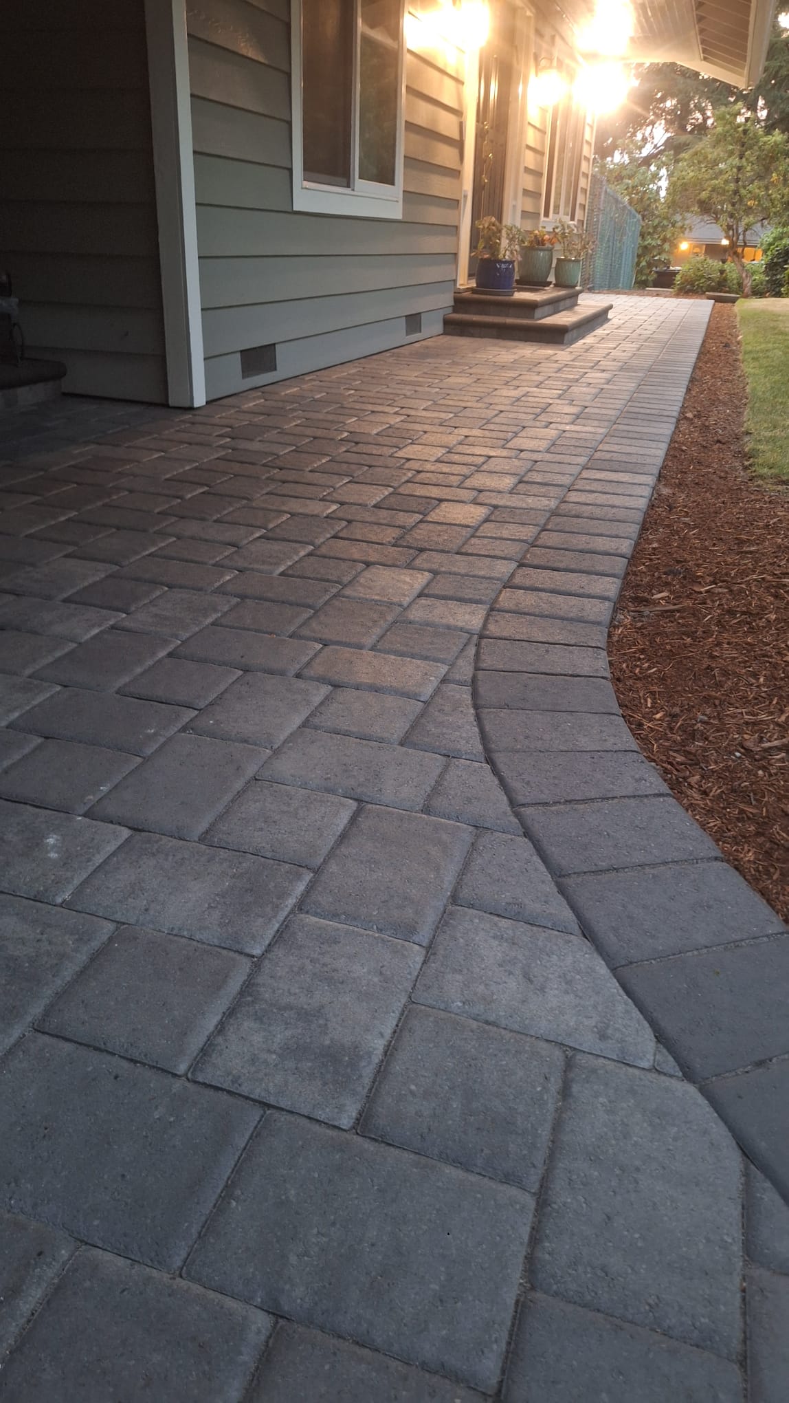 Pavers - CASCADE LANDSCAPES